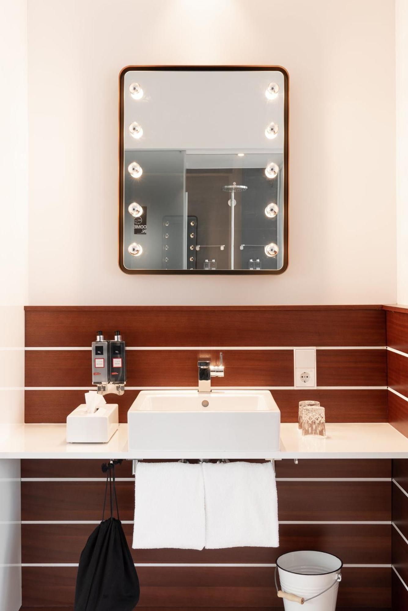 Ruby Lotti Hotel Hamburg Bagian luar foto